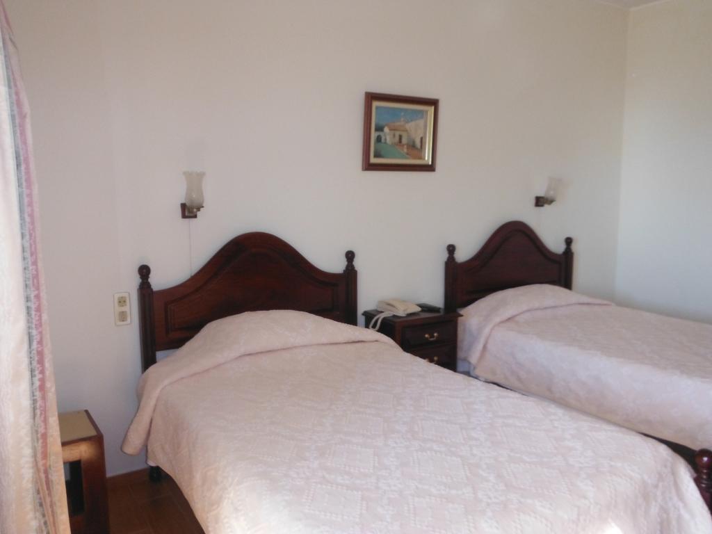 Aeromar Beach Hotel FAO Rum bild